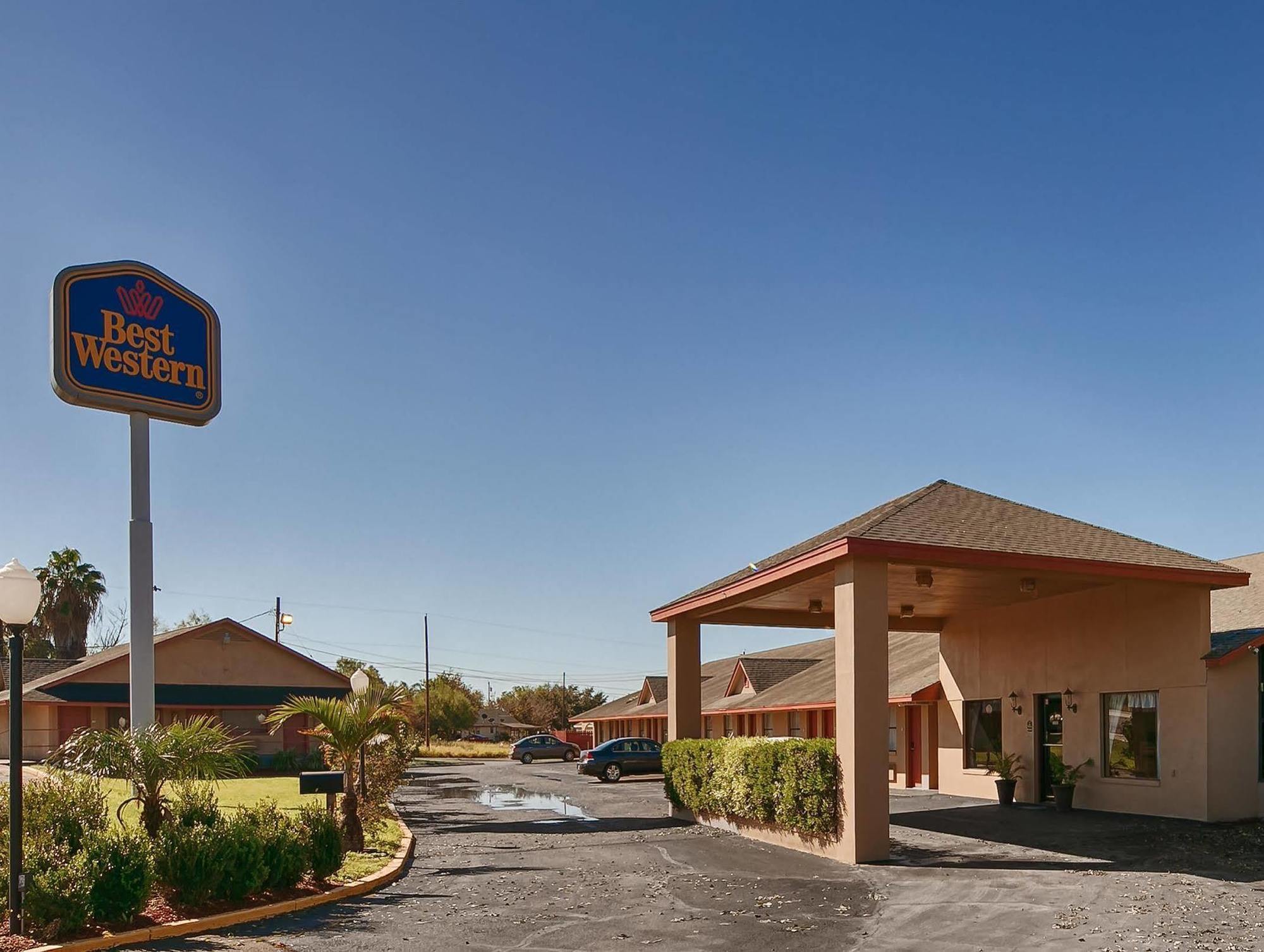 Surestay Hotel By Best Western Zapata Ngoại thất bức ảnh