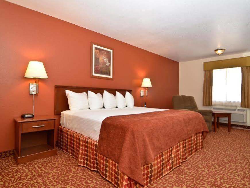Surestay Hotel By Best Western Zapata Ngoại thất bức ảnh